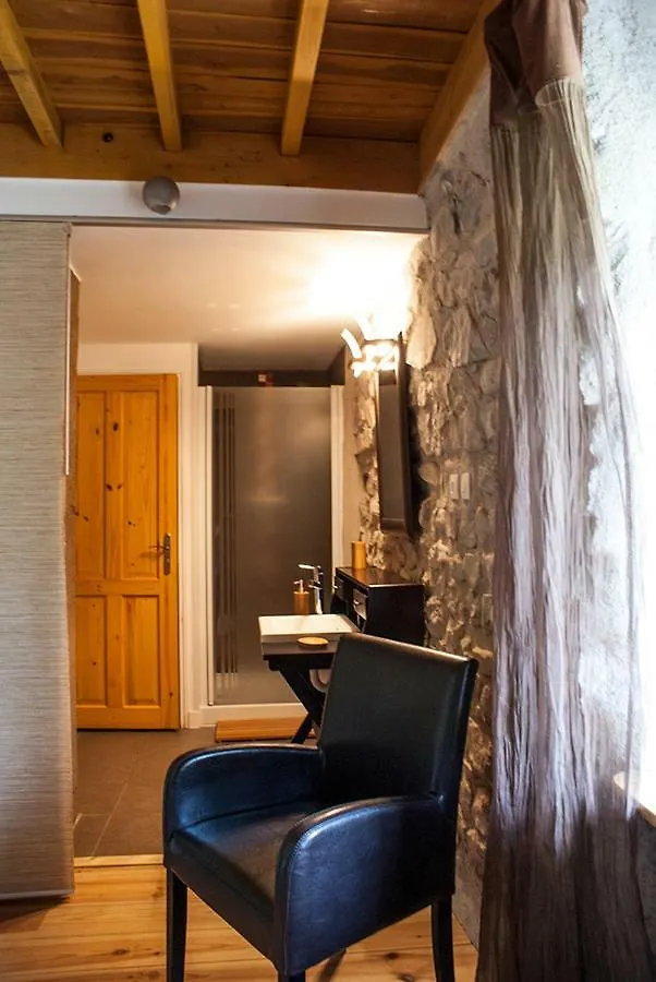 Le Colombier Bed & Breakfast Glandage